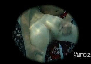 【盗撮風エロ動画】水着のお姉さん達がプールで水中レイプされるの画像